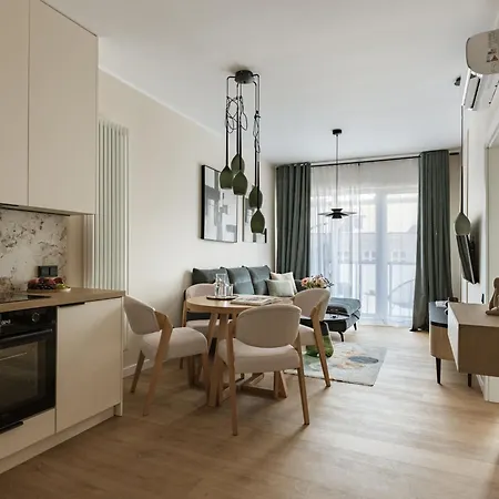 Urban Global Premium - 5th Floor No 19 - Air Condition - Balcony *