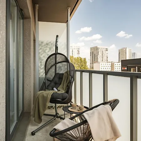Urban Global Premium - 5th Floor No 19 - Air Condition - Balcony Апартаменты